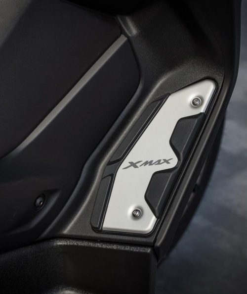 PLATINES DE MARCHEPIEDS YAMAHA XMAX – Image 2
