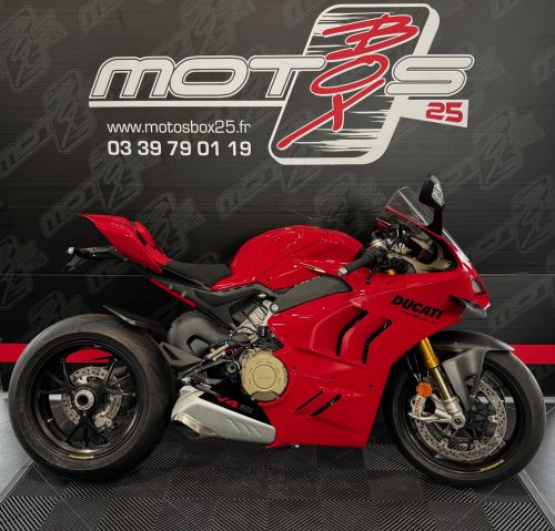 DUCATI PANIGALE V4 S 2024 OFFRE PRIVILÈGE 4000€ D'ACCESSOIRE OFFERT