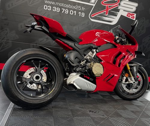 DUCATI PANIGALE V4 S 2024 OFFRE PRIVILÈGE 4000€ D'ACCESSOIRE OFFERT – Image 4