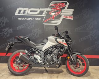 YAMAHA MT-03 – A PARTIR DE 111€/MOIS
