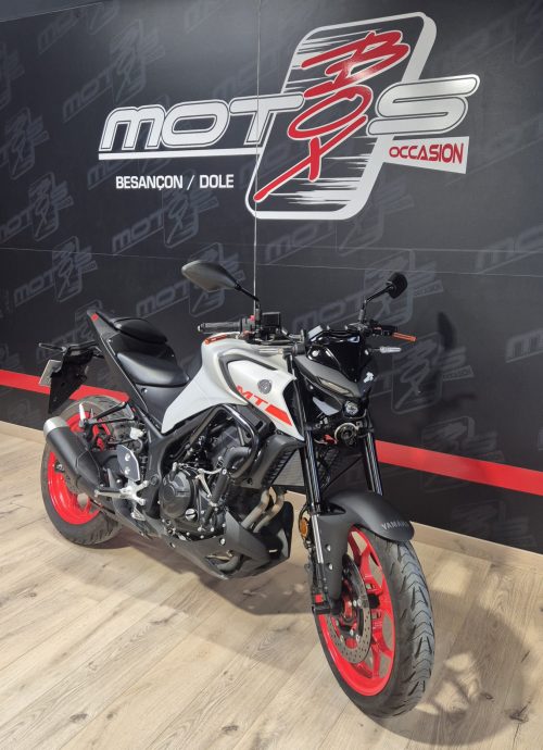 YAMAHA MT-03 – A PARTIR DE 111€/MOIS – Image 3