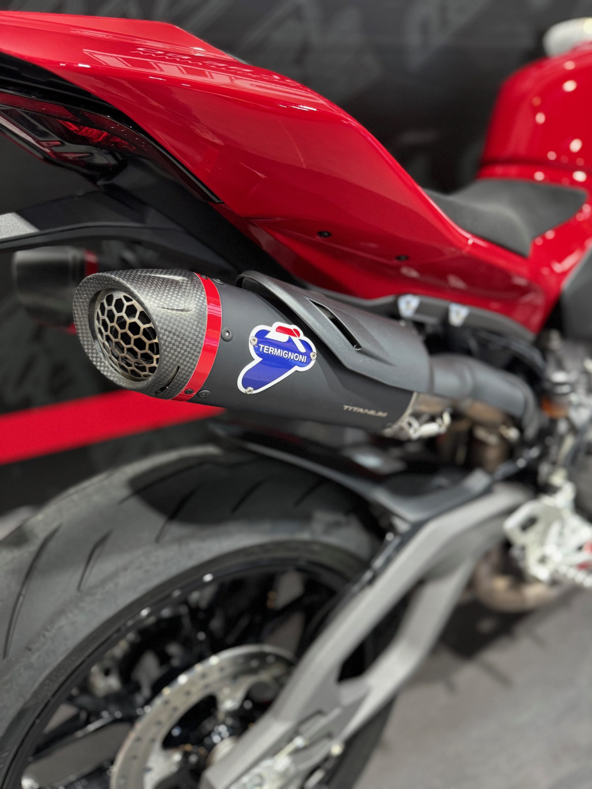 DUCATI PANIGALE V2 S TERMIGNONIS RACING - A PARTIR DE 296€/MOIS – Image 5