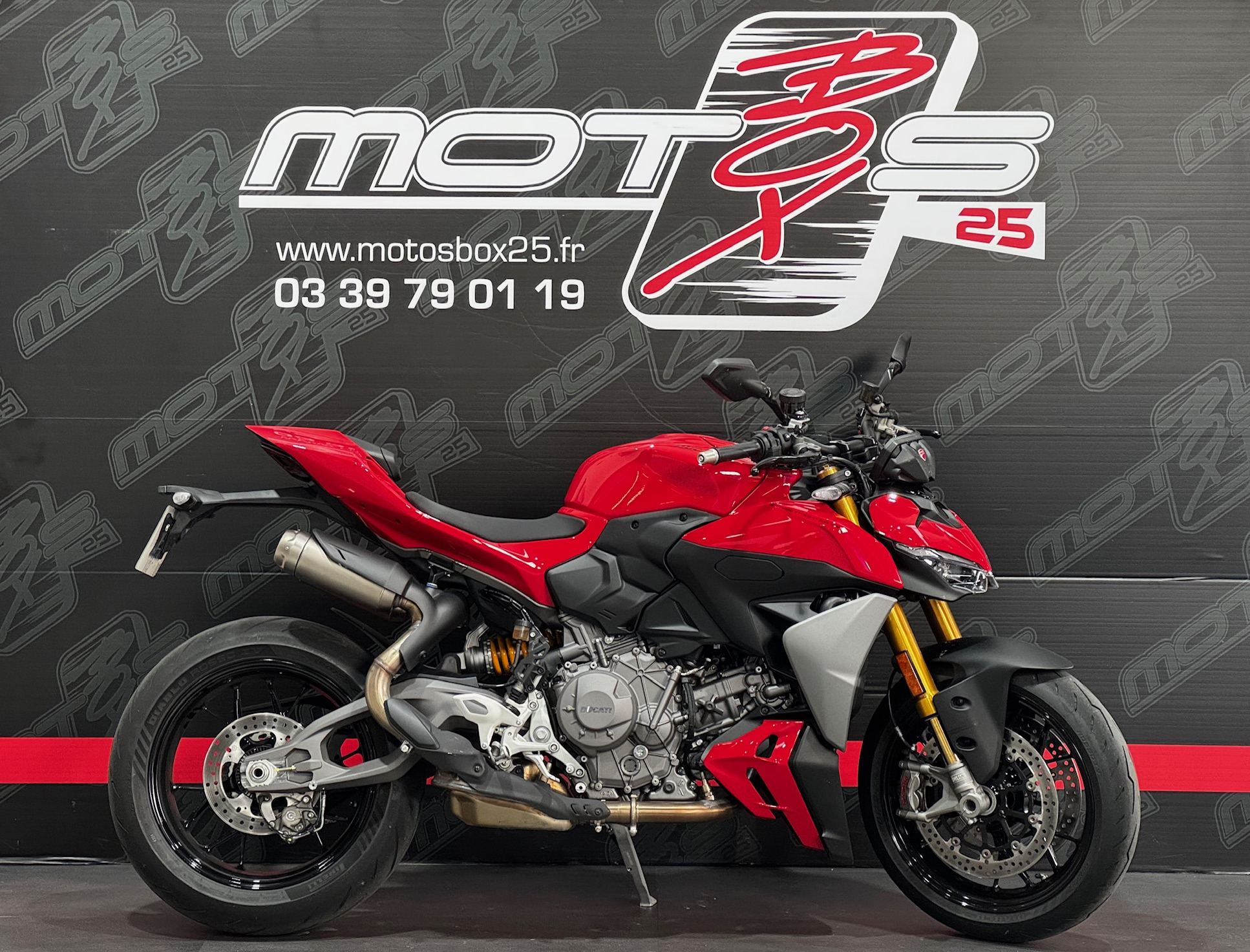 DUCATI STREETFIGHTER V2 S - A PARTIR DE 243€/MOIS