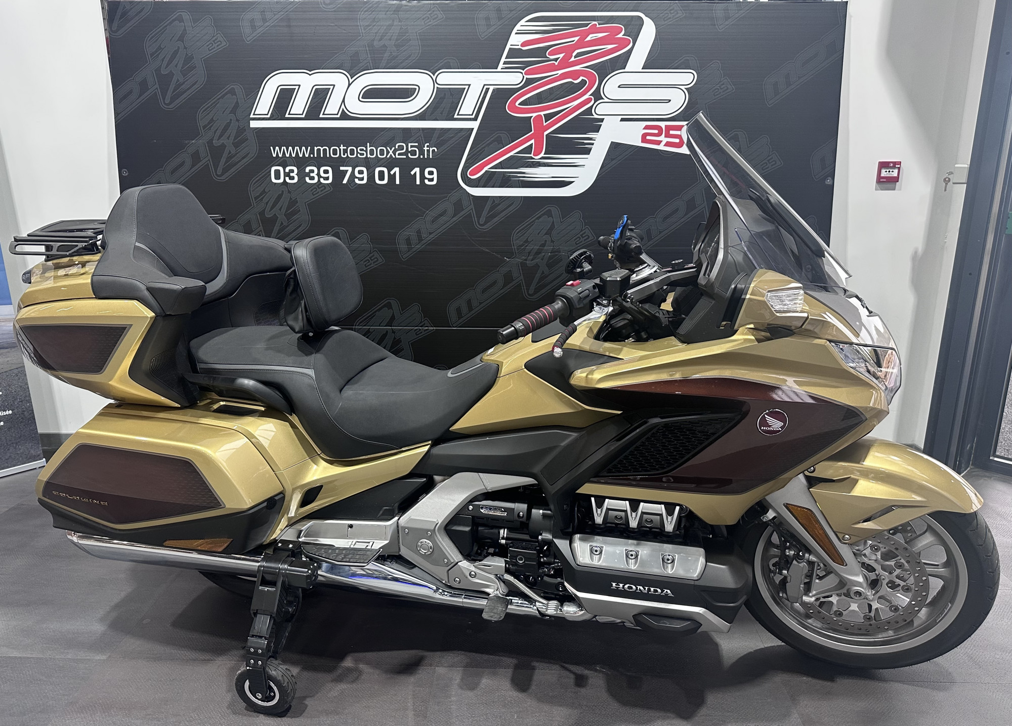 HONDA GL 1800 GOLDWING AIR BAG GPS