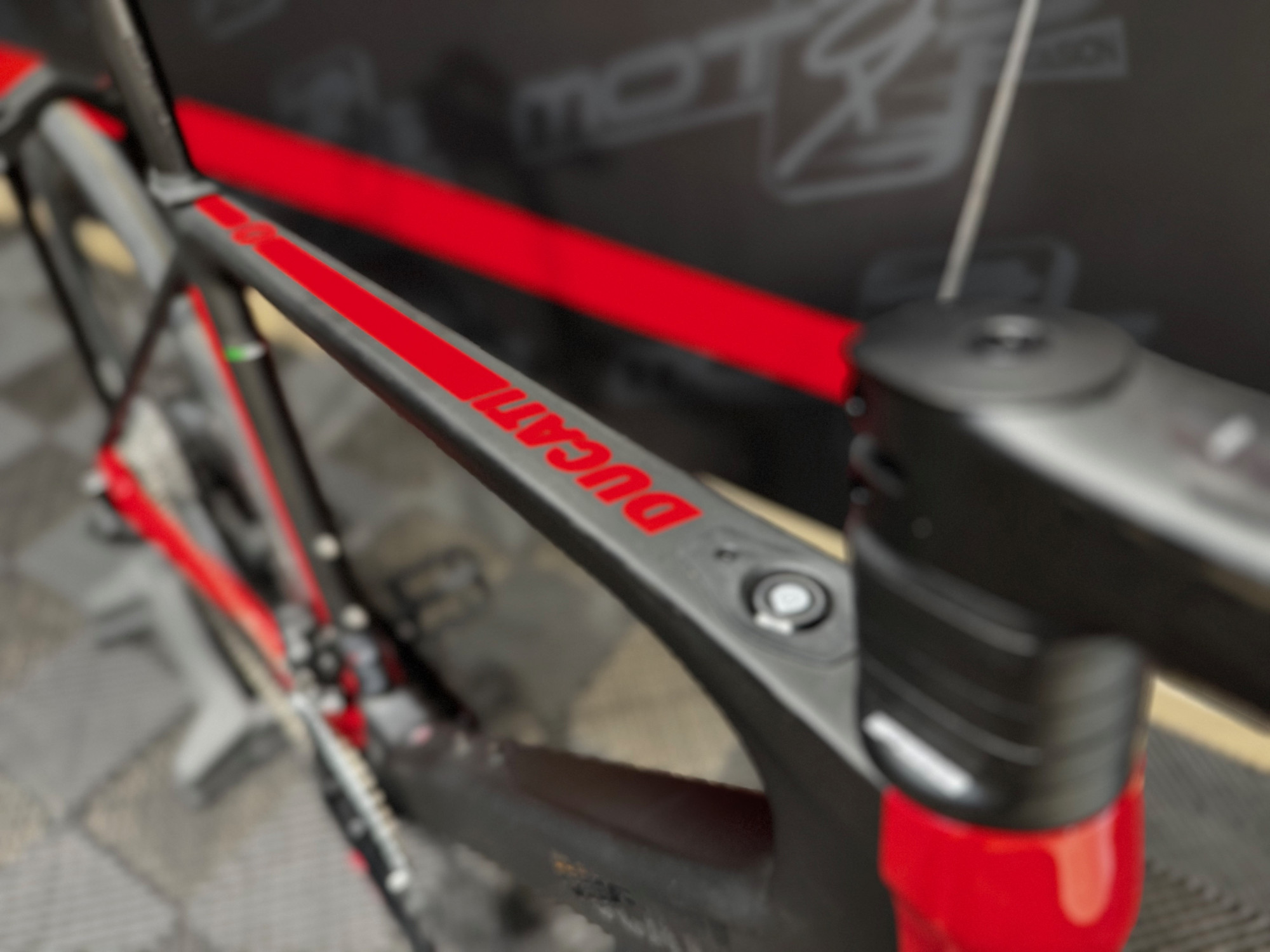 DUCATI FUTA AXS VELO ELECTRIQUE – Image 5