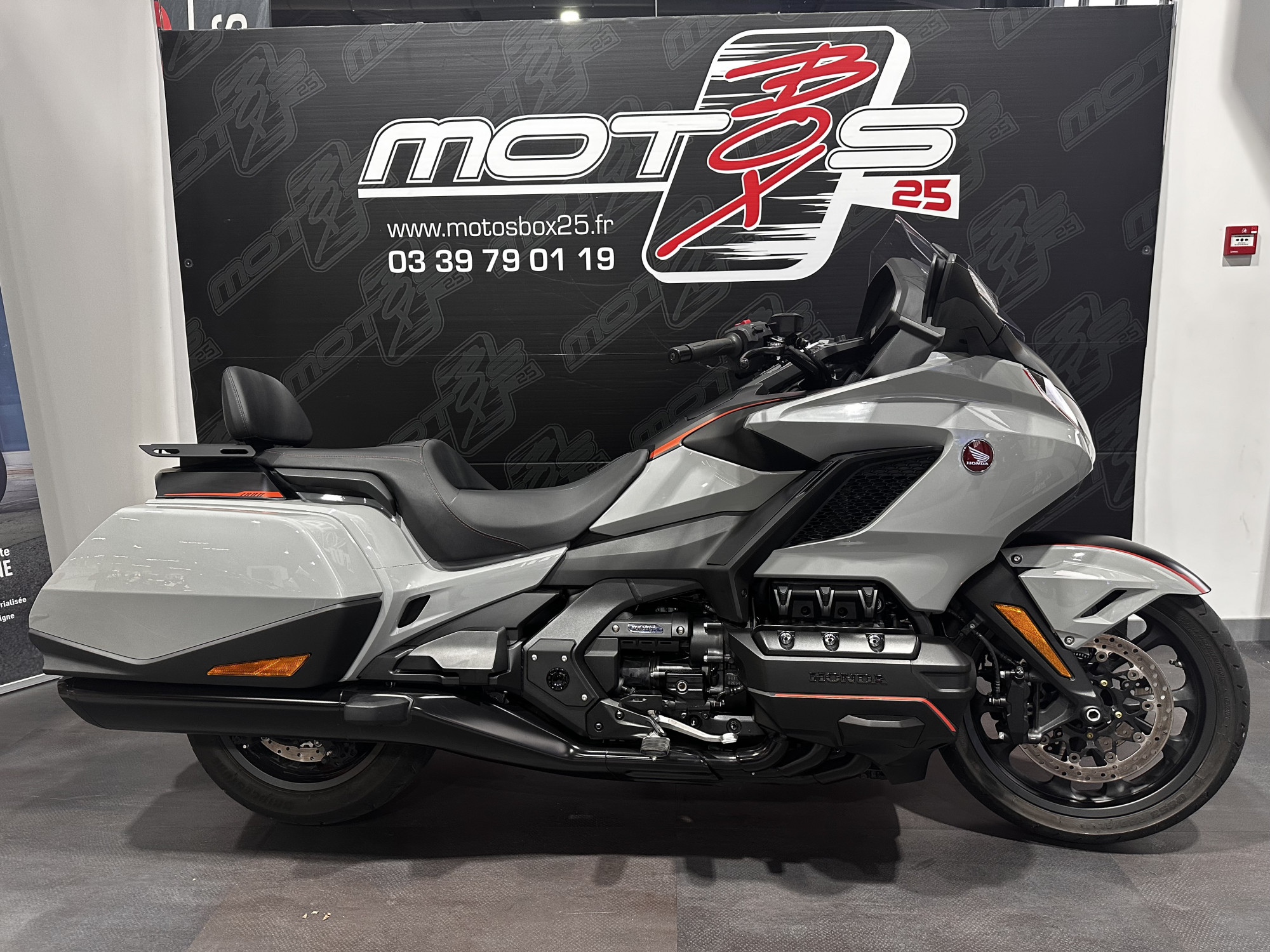 HONDA GOLDWING 1800 BAGGER