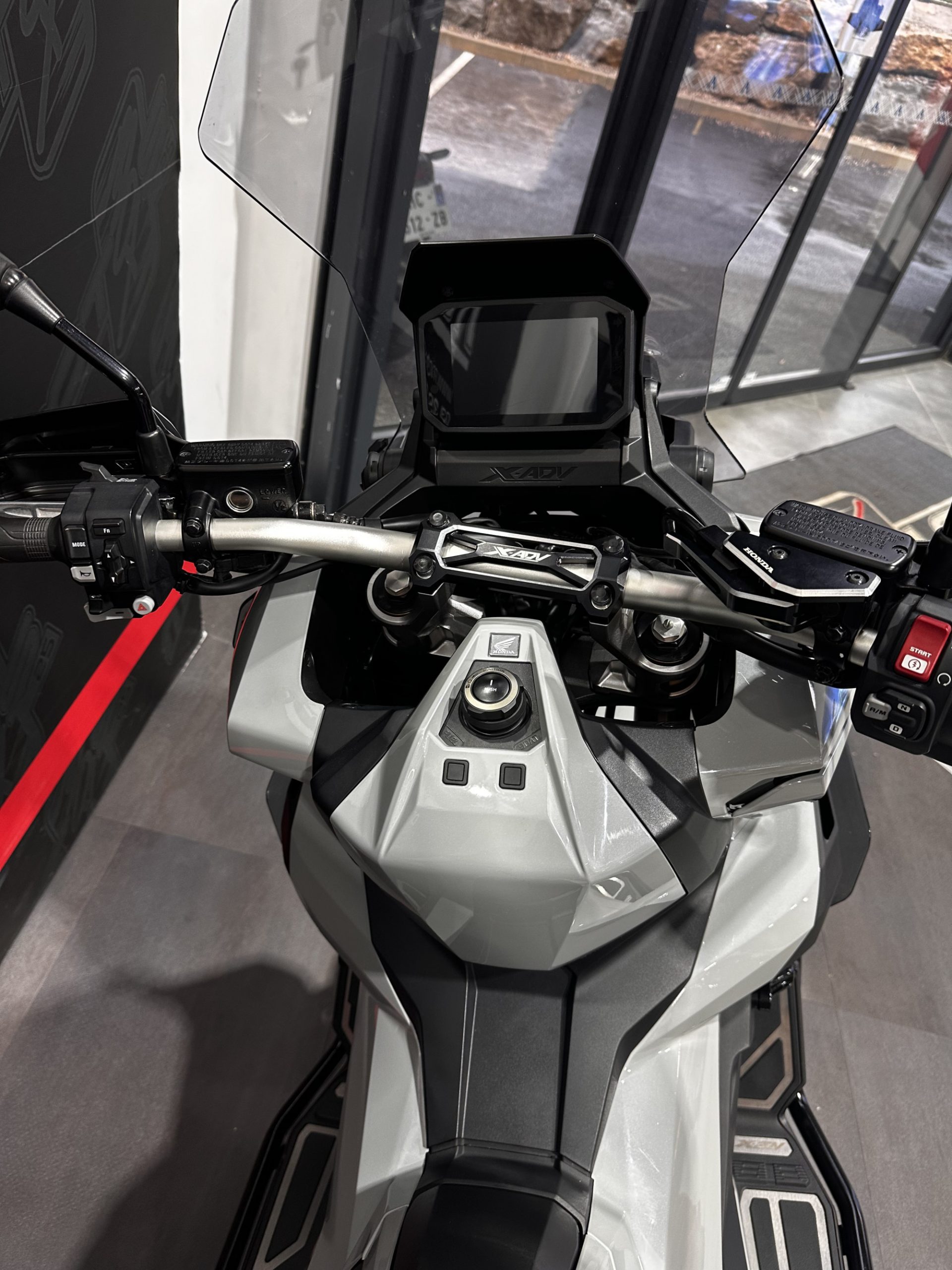 HONDA X-ADV – Image 5