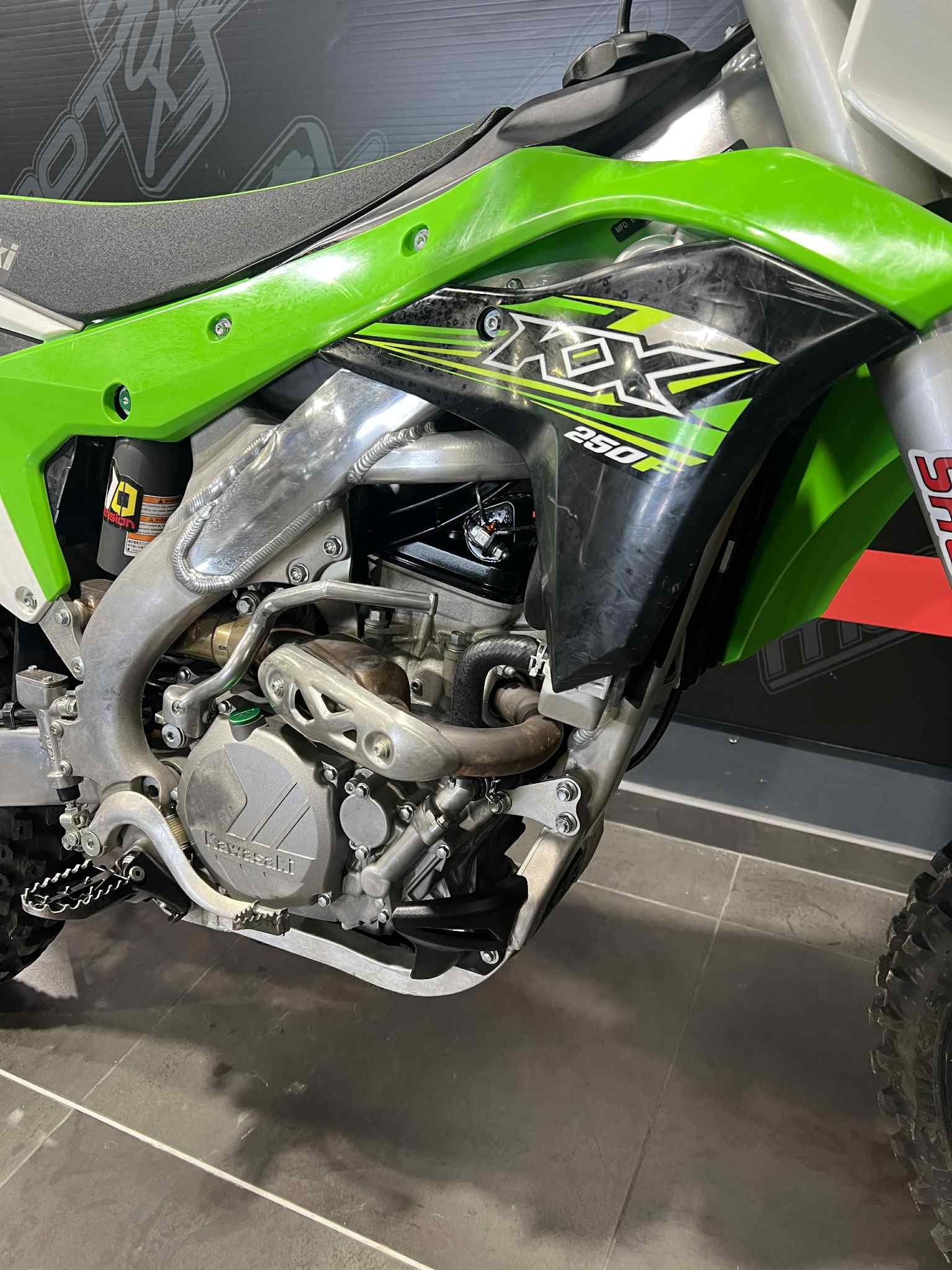 KAWASAKI 250 KXF - A PARTIR DE 109€ /MOIS – Image 4