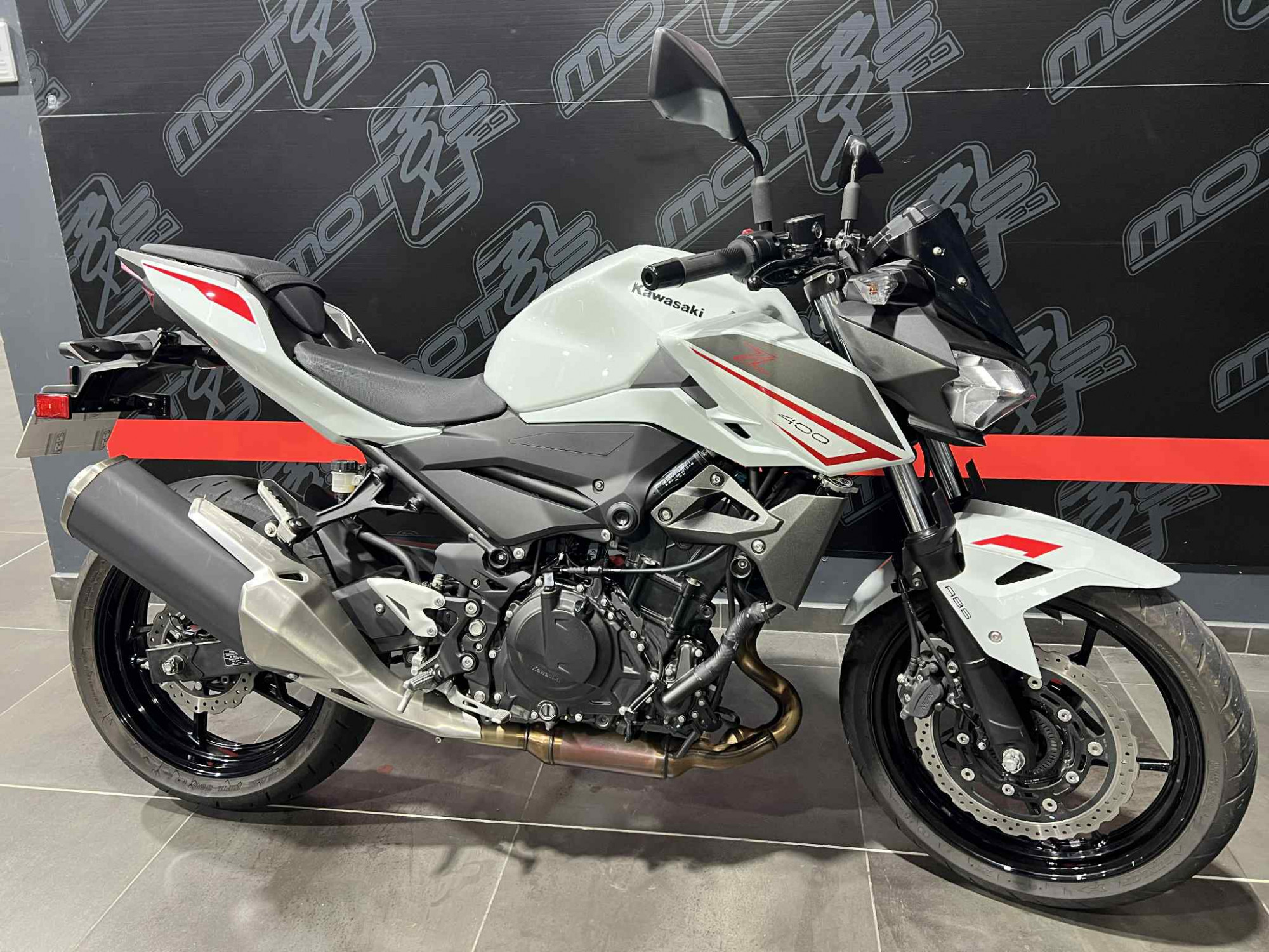KAWASAKI Z400 - A PARTIR DE 99€ /MOIS – Image 4