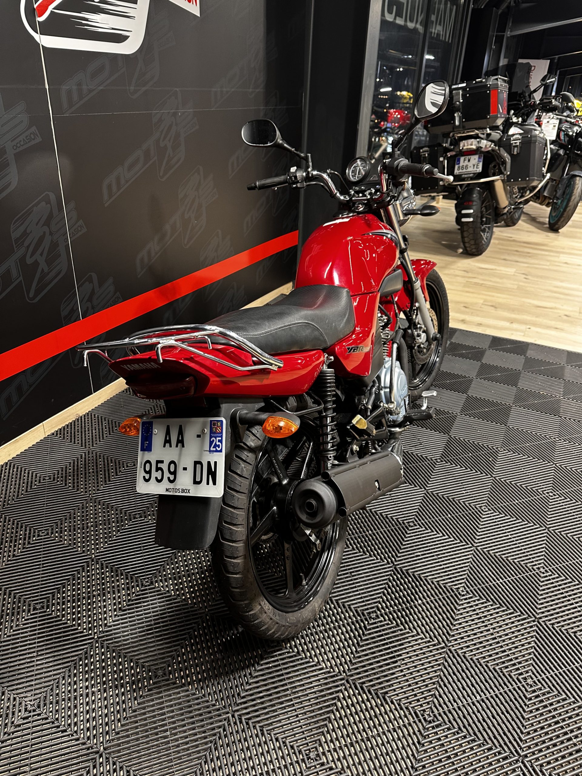 YBR 125 YAMAHA - A PARTIR DE 60€/MOIS – Image 3
