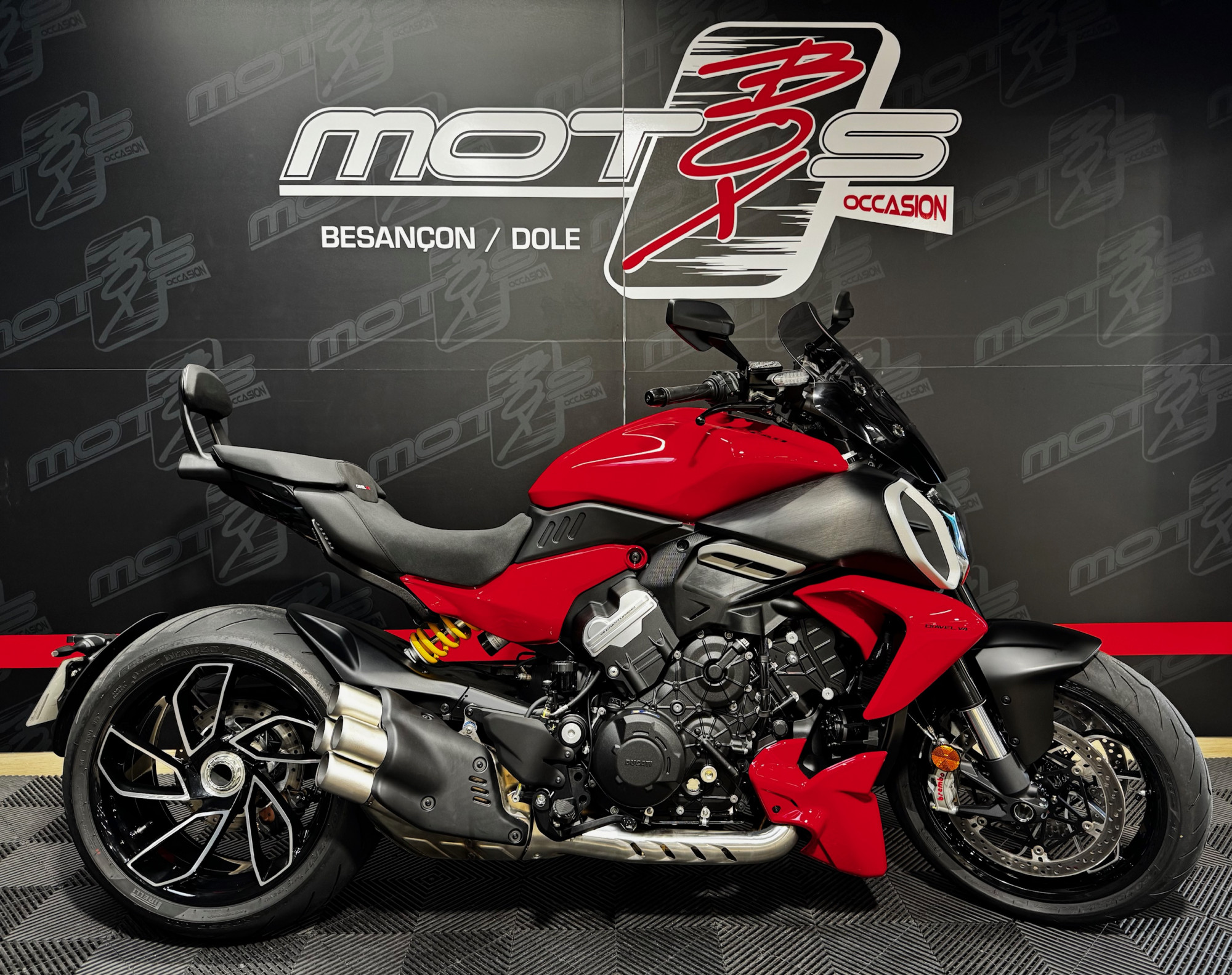 DUCATI DIAVEL V4 2025 - A APRTIR DE 335€/MOIS