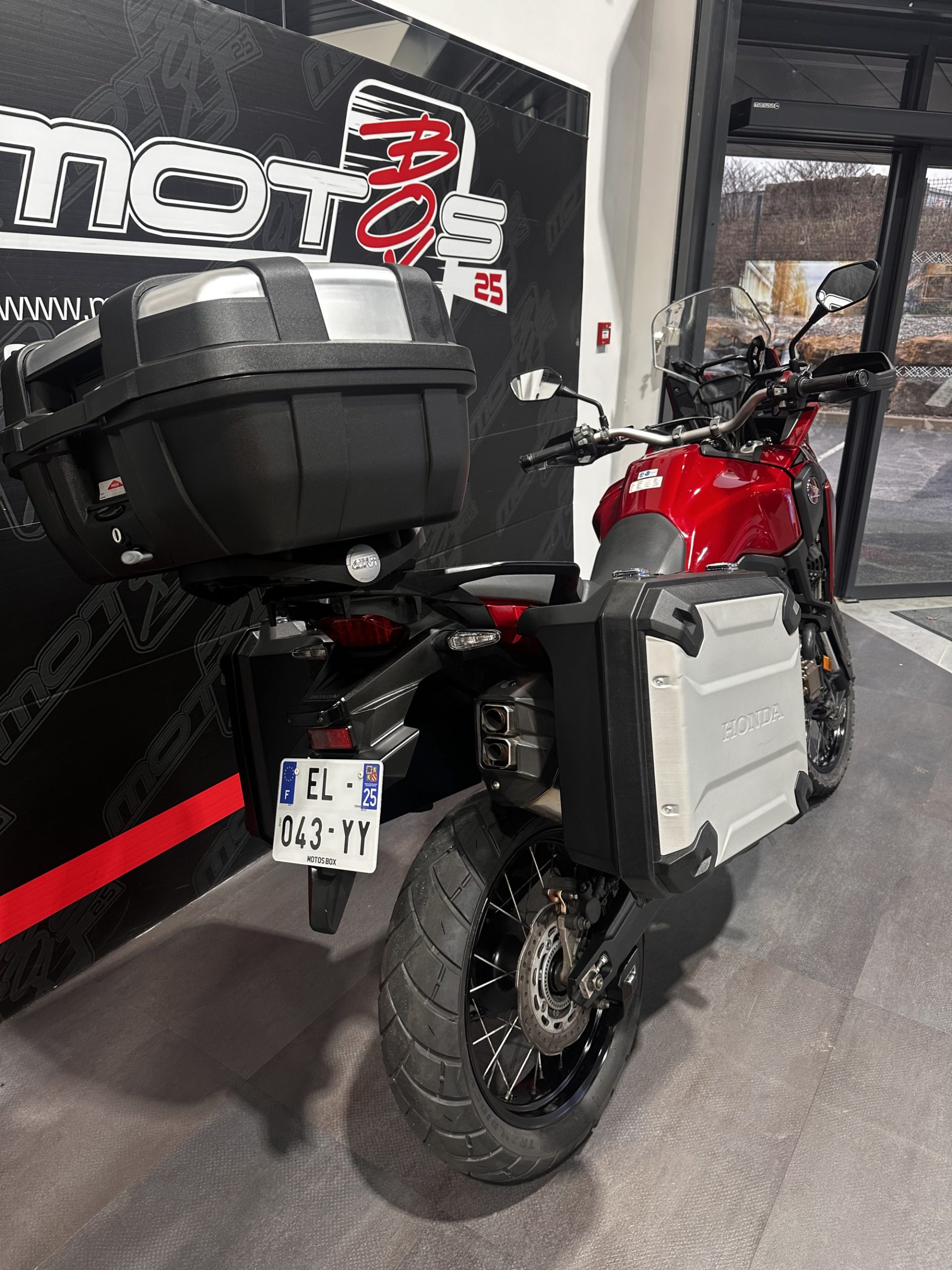 HONDA AFRICA TWIN CRF1000D DCT – Image 3