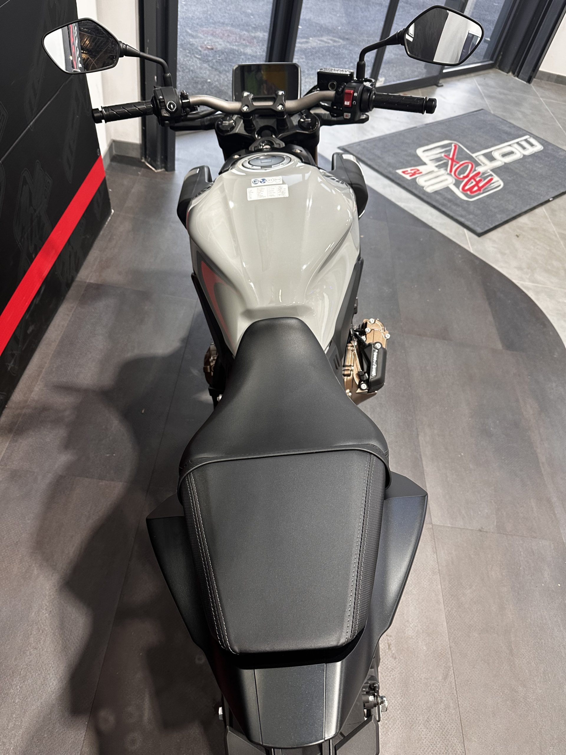 HONDA CB 650 R E-CLUTCH – Image 4