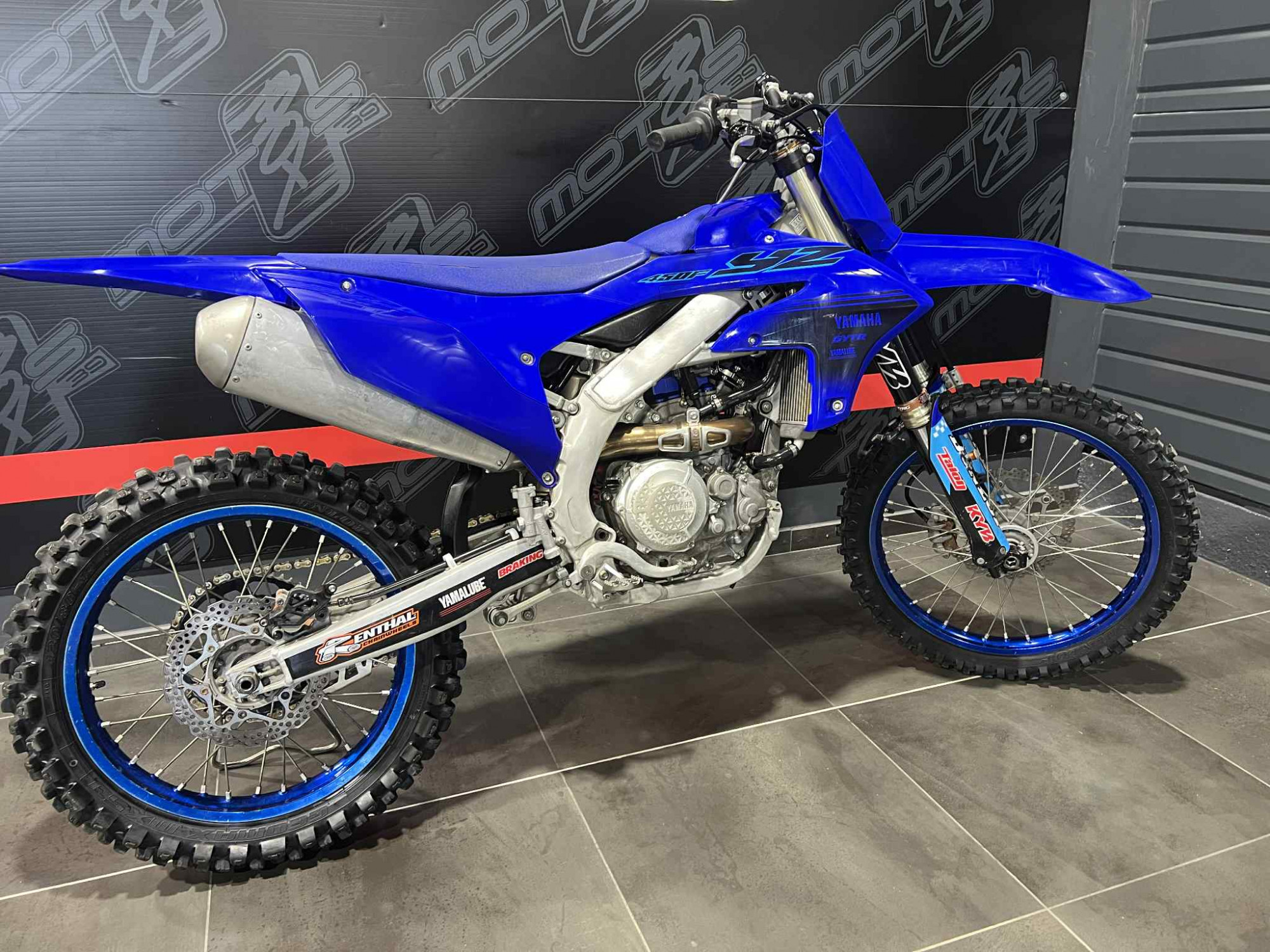 YAMAHA YZ450F - A PARTIR DE 149€ /MOIS – Image 2