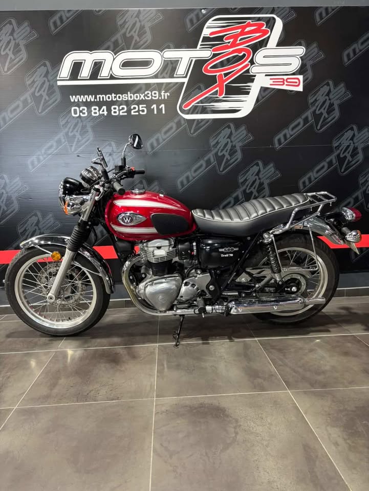 KAWASAKI W 800 - A PARTIR DE 160€/MOIS