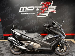 KYMCO AK 550