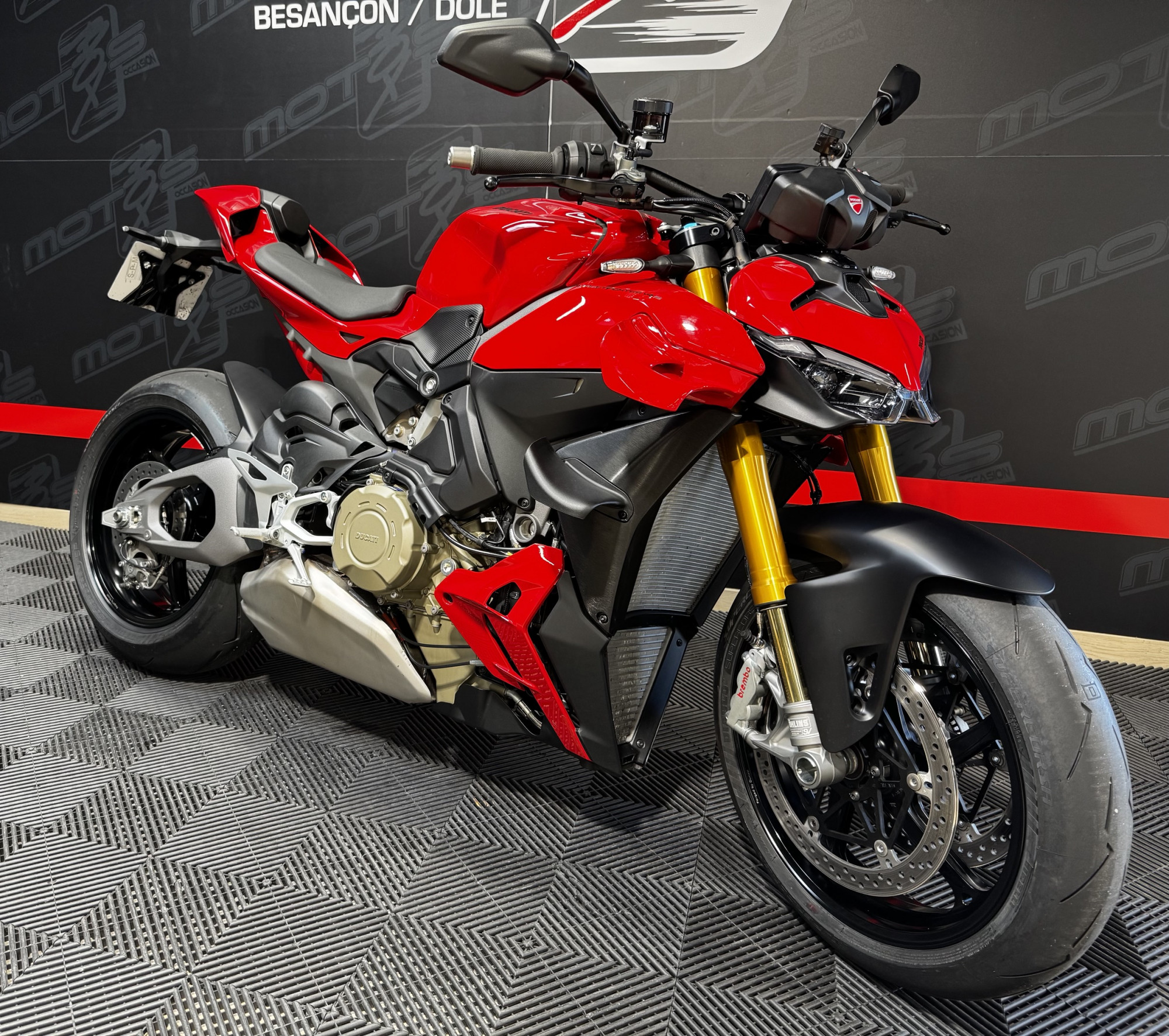 DUCATI STREETFIGHTER V4 S 2025 - A PARTIR DE 394€/MOIS – Image 3