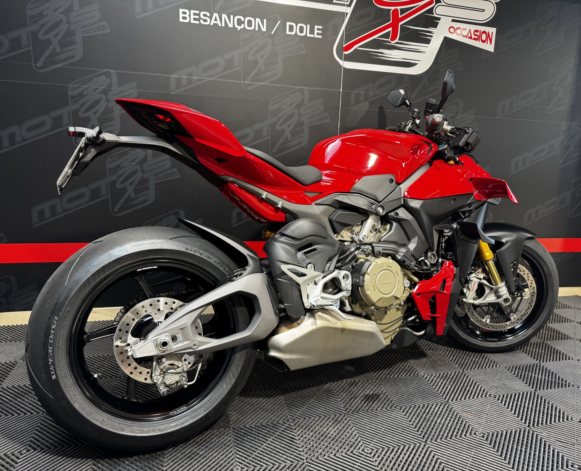 DUCATI STREETFIGHTER V4 S 2025 - A PARTIR DE 394€/MOIS – Image 4