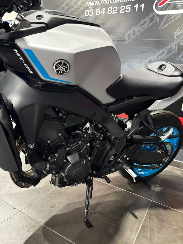 YAMAHA MT-09 - A PARTIR DE 220€/MOIS – Image 5