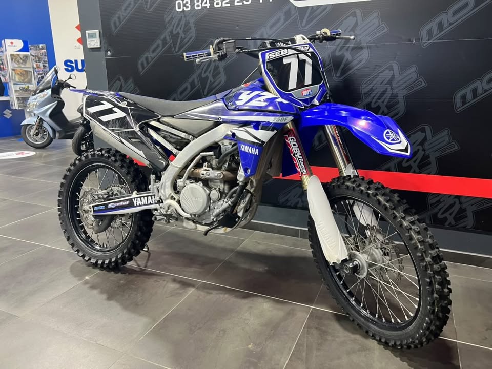 YAMAHA YZ-F 250 - A PARTIR DE 129€/MOIS – Image 3